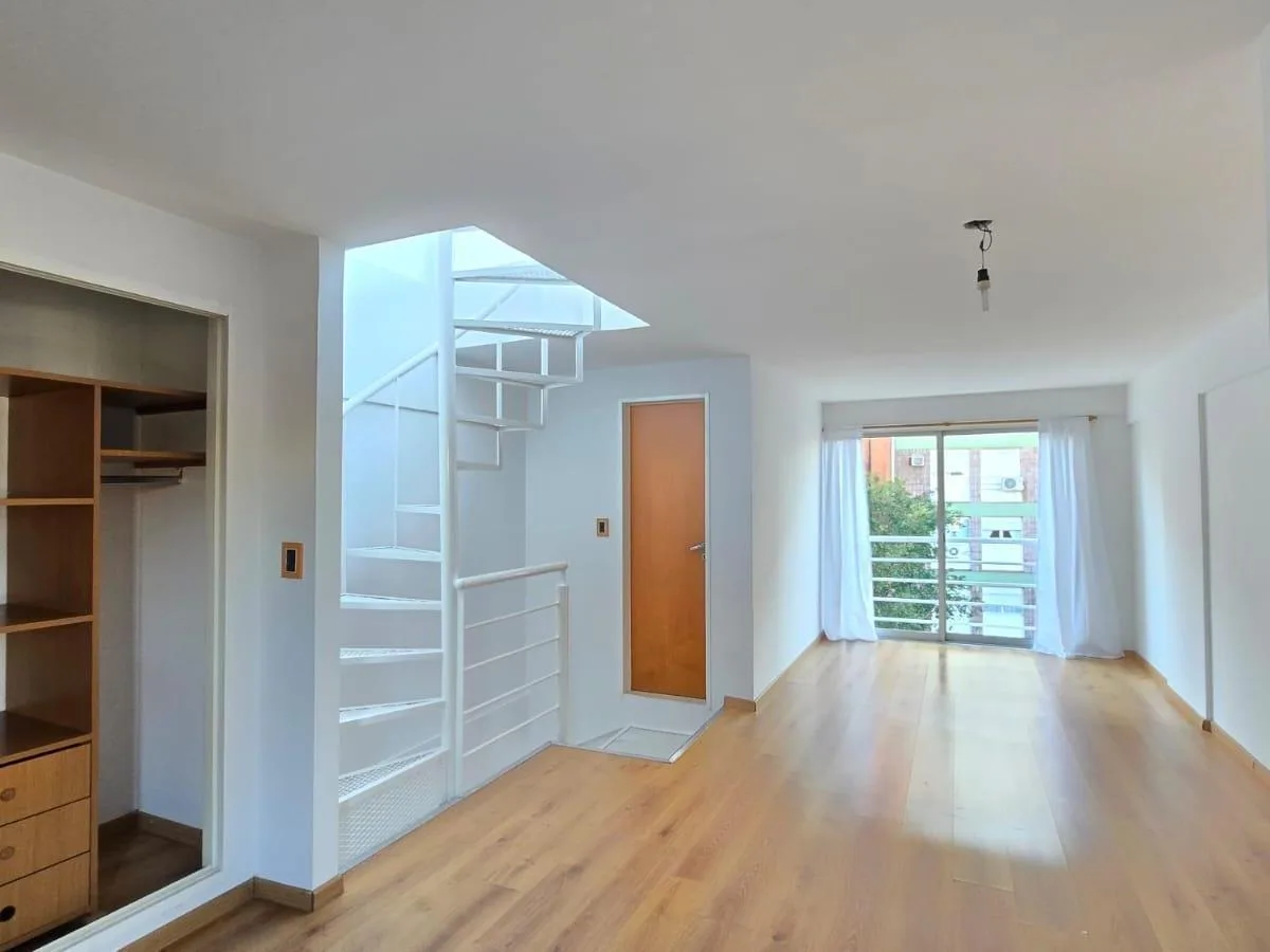 Duplex con terraza y pileta