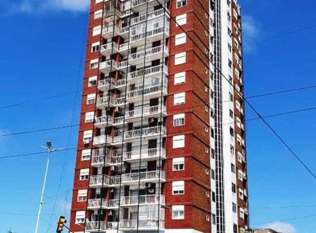 Alquiler Excelente Ubicacion Edificio Onsari 4 Piso 9 C Balcón Amplio 3 Ambientes C Placard, Lavade