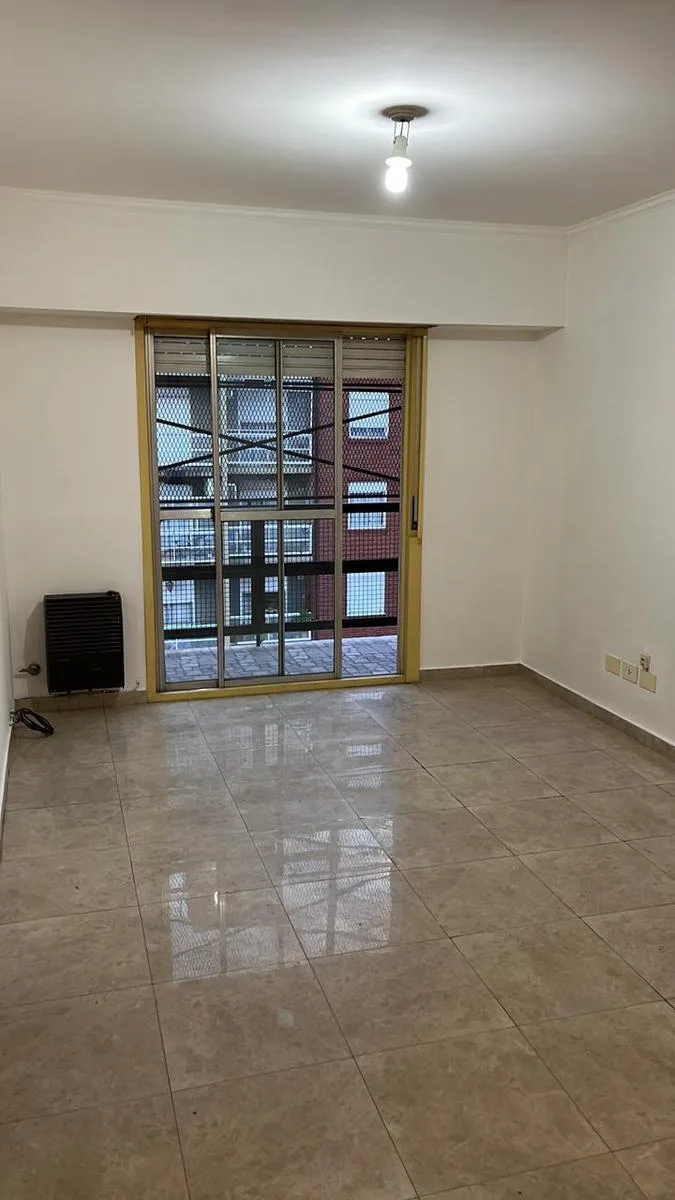10º piso, balcón cerrado