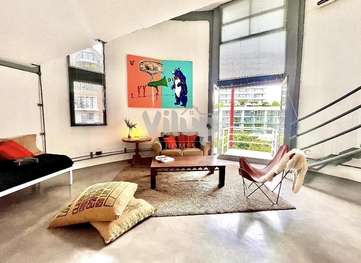 Loft dúplex con pileta climatizada
