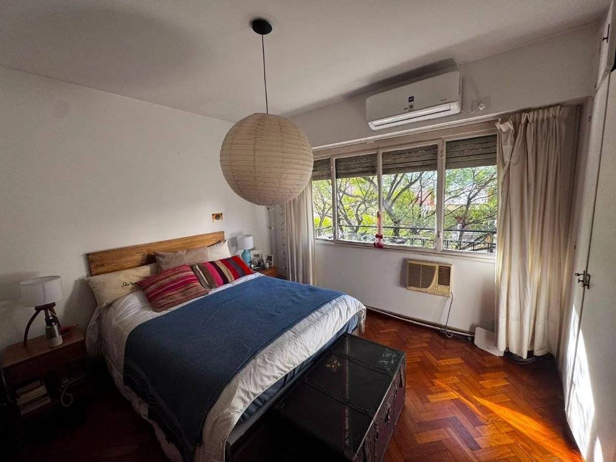 Apartment with balcony and A/C