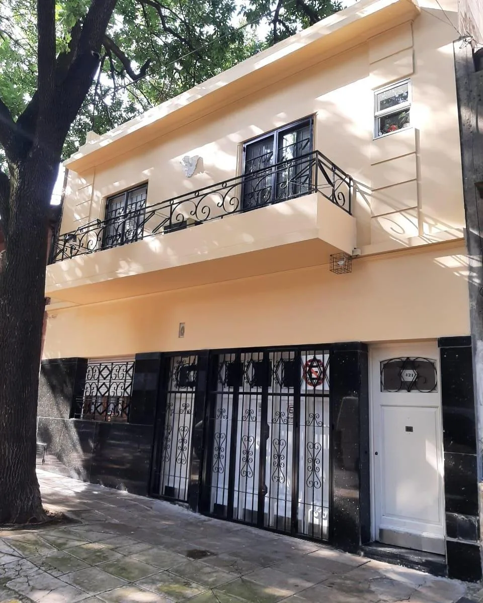 Alquiler PH 6 Ambientes,3 Baños Cochera, Amplia Terraza 2 Patios Muy Luminoso Bue