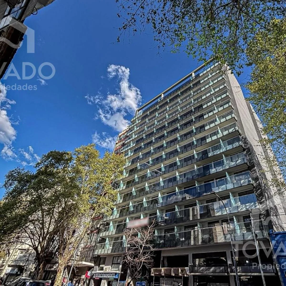 Monoambiente con Balcón Al Frente en Balvanera!
