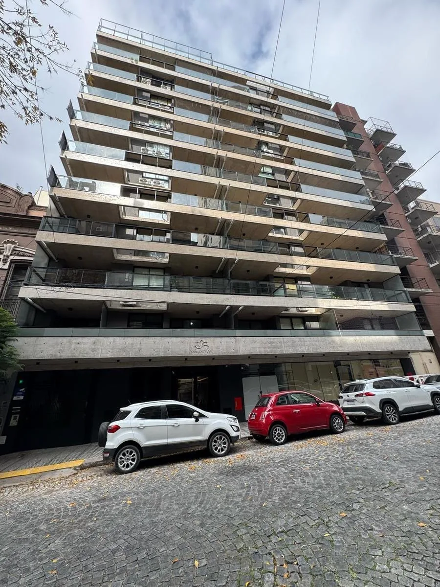 Studio com varanda voltada ao norte