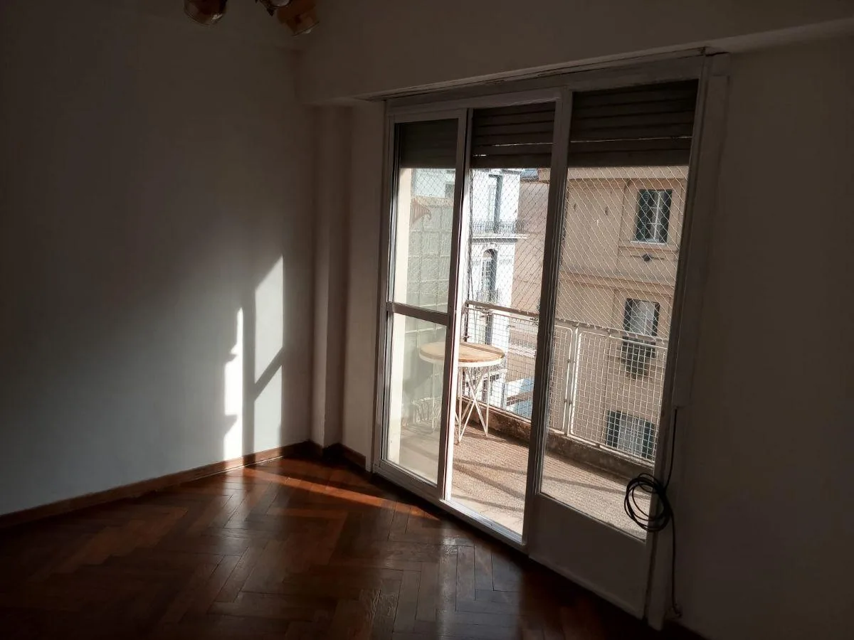 2-room front unit with balcony