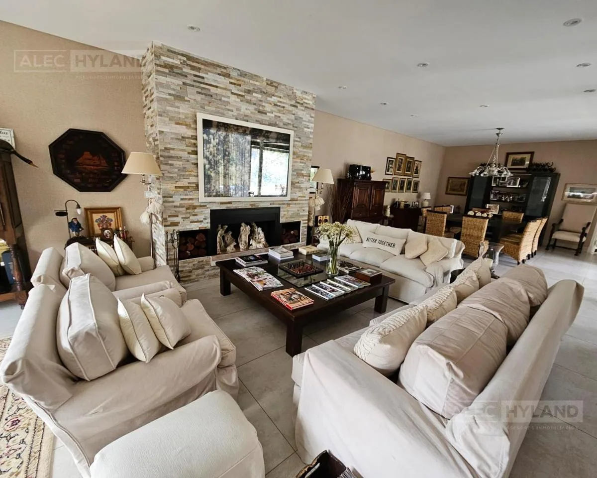 Casa en Mart. - Vias/libert.