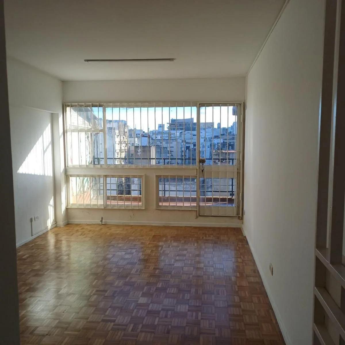 9th-floor studio with balcony
