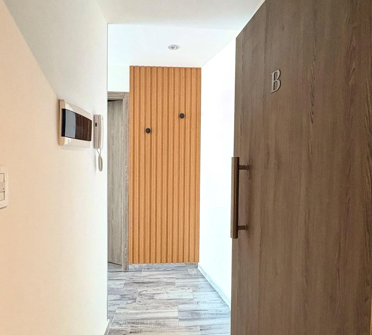 Studio com varanda e A/C