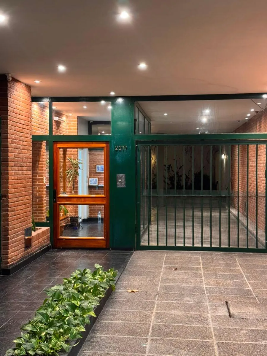 2 Ambientes en Lomas de Nuñez, Muy Luminoso, Sin Expensas.