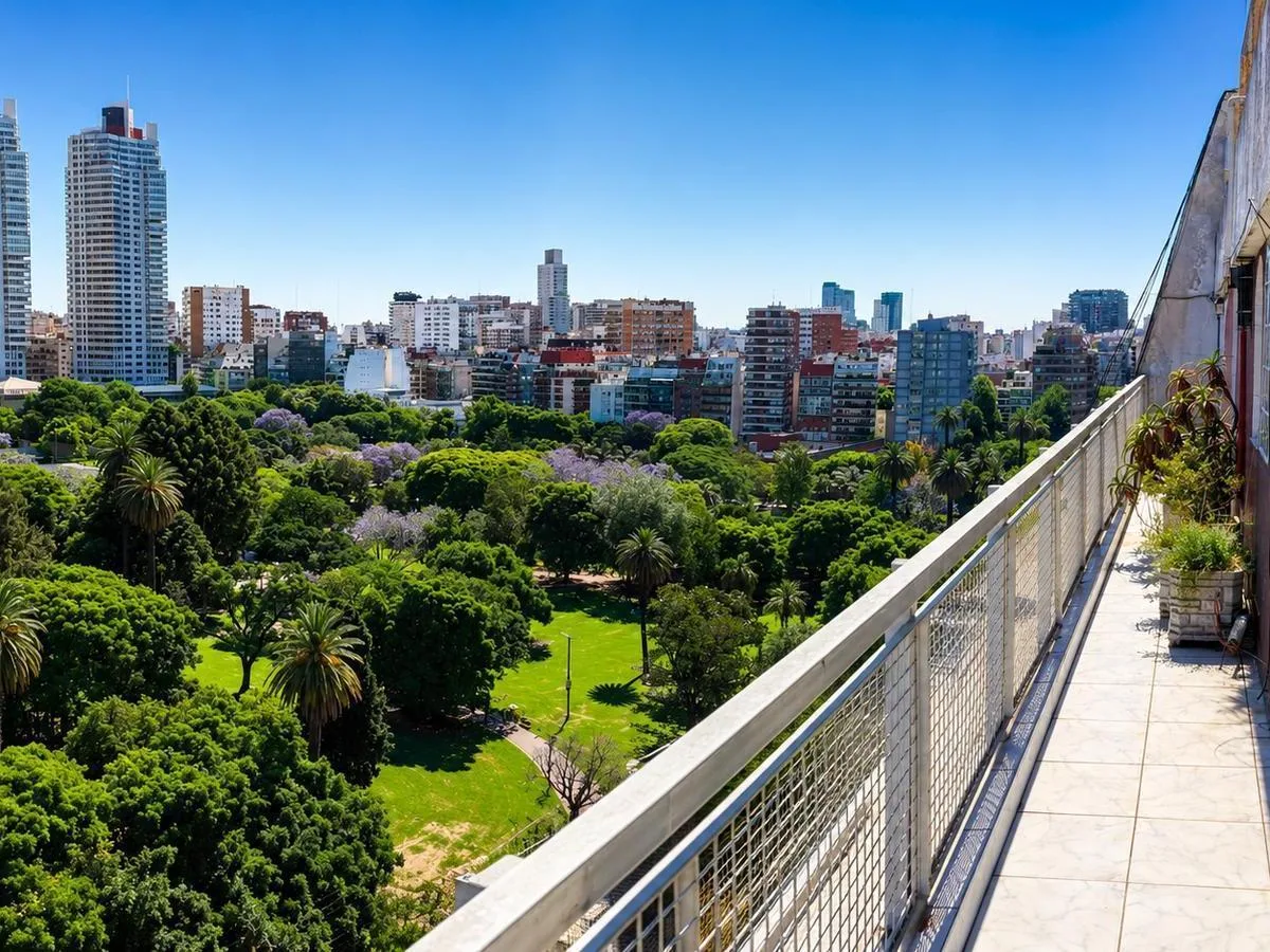 14° piso con balcón corrido