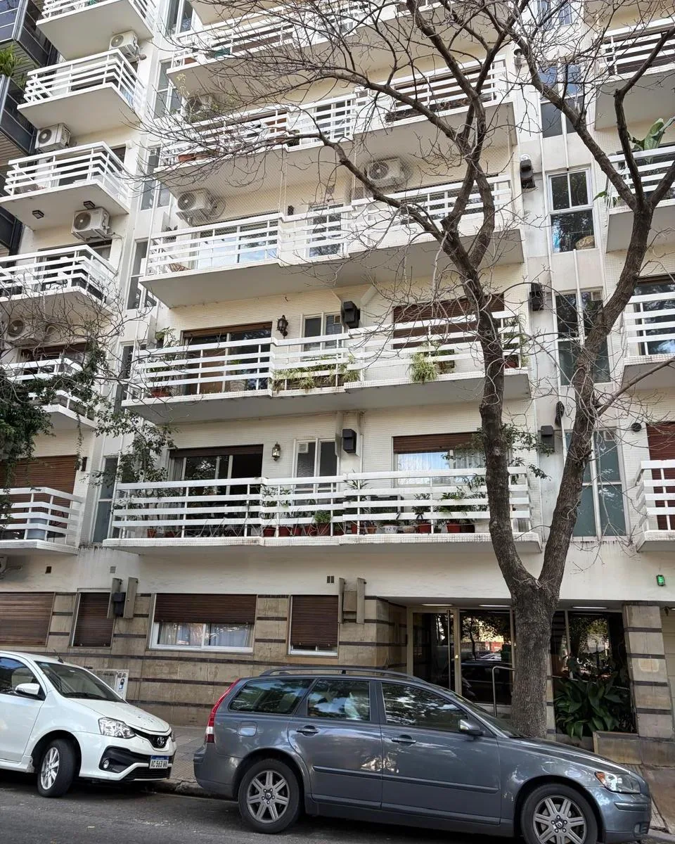 Departamento 2 ambientes con balcón