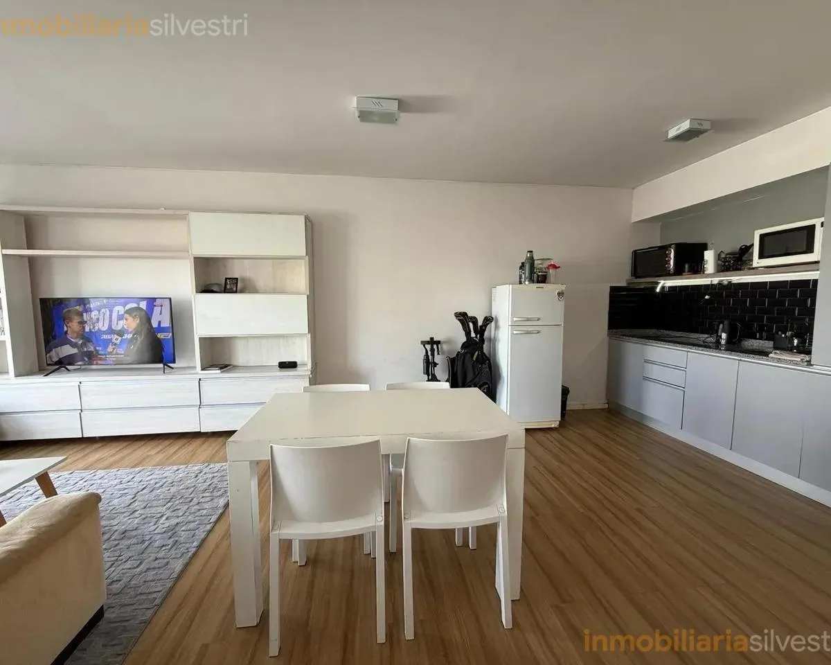 Monoambiente amoblado 47 m²