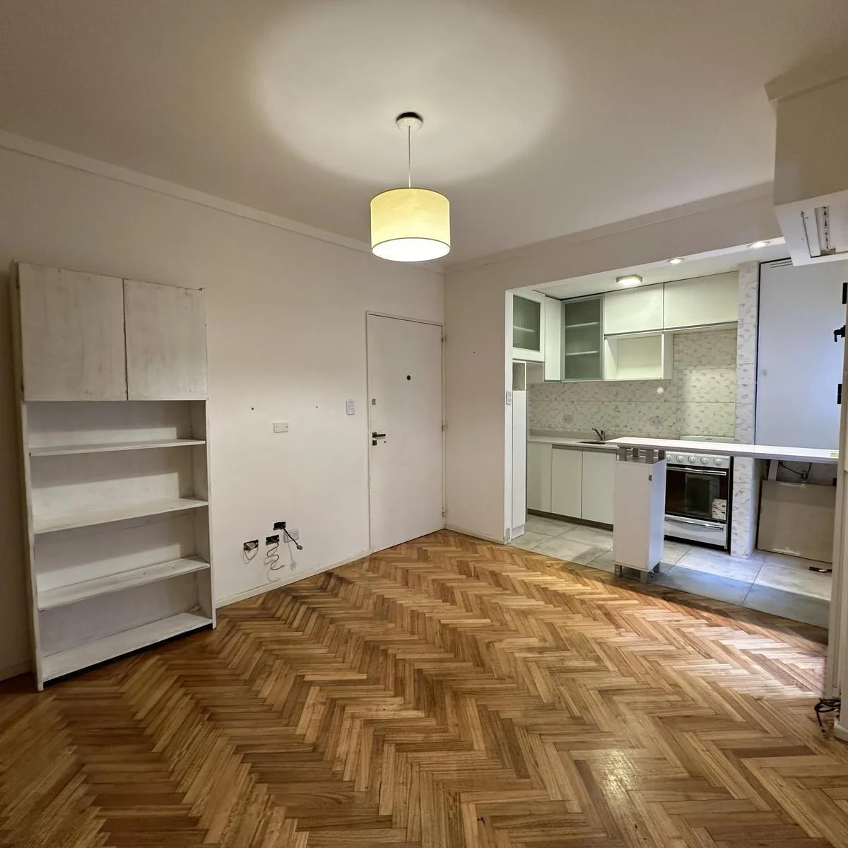 4th floor with shared terrace