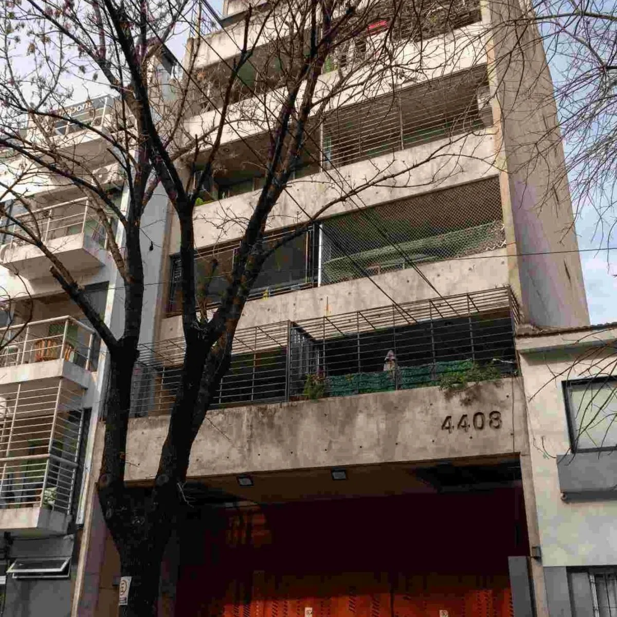 Studio 5th floor with balcony