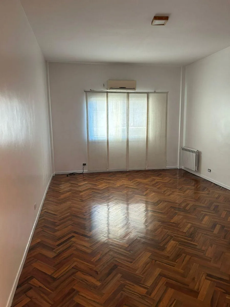 3 ambientes contrafrente, 76 m²