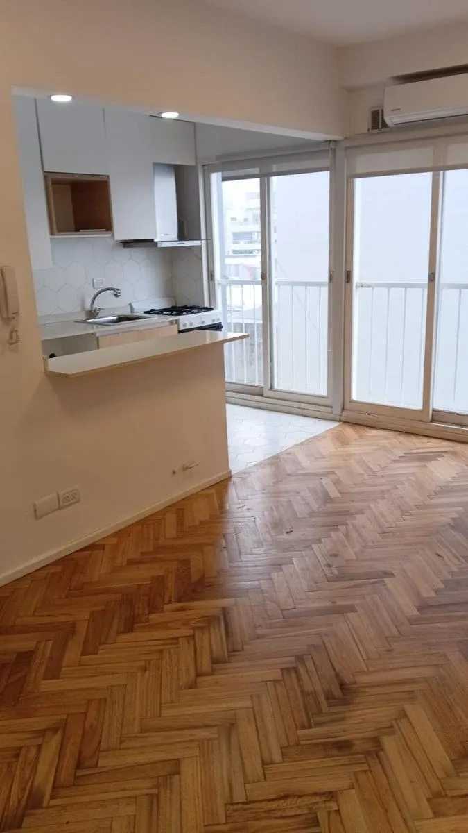 2 комнаты после ремонта, Av. Libertador