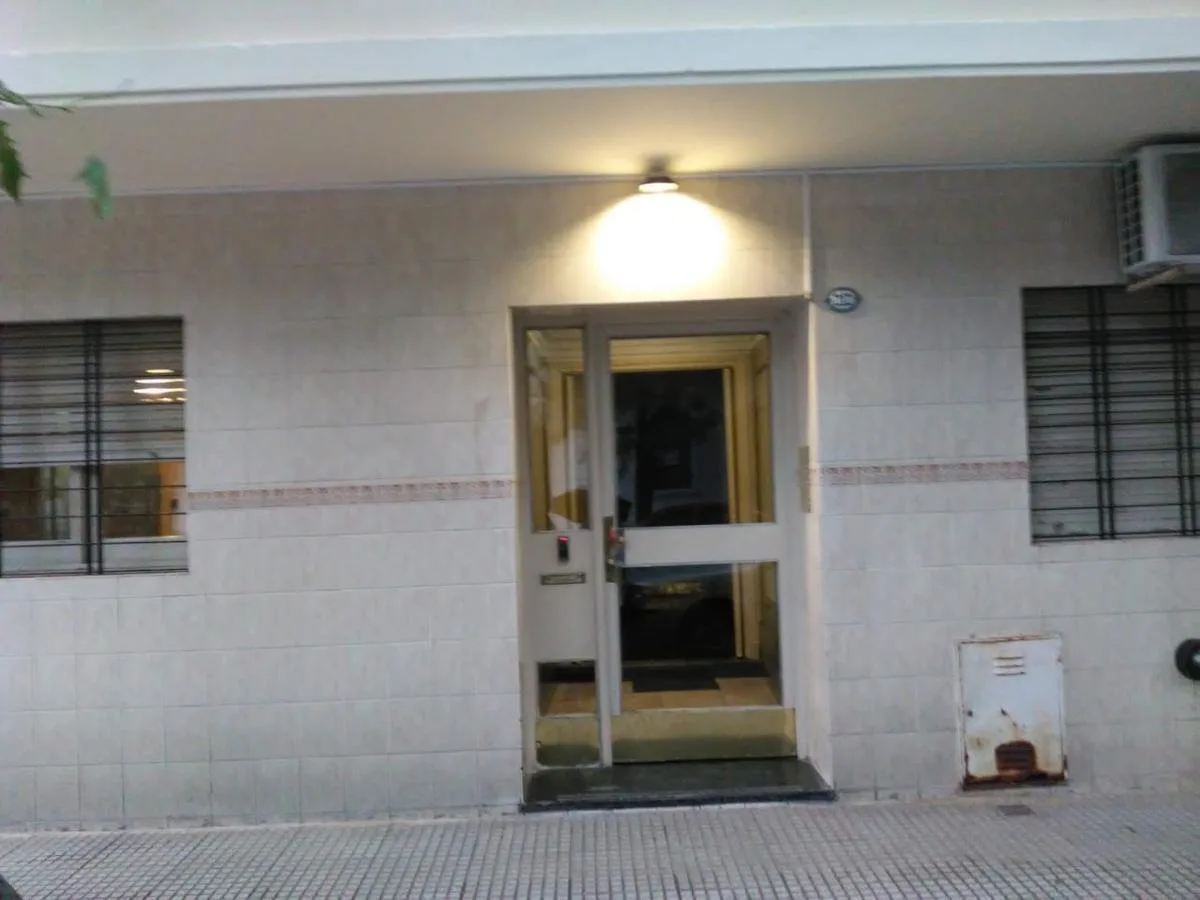 2 ambientes al frente amoblado