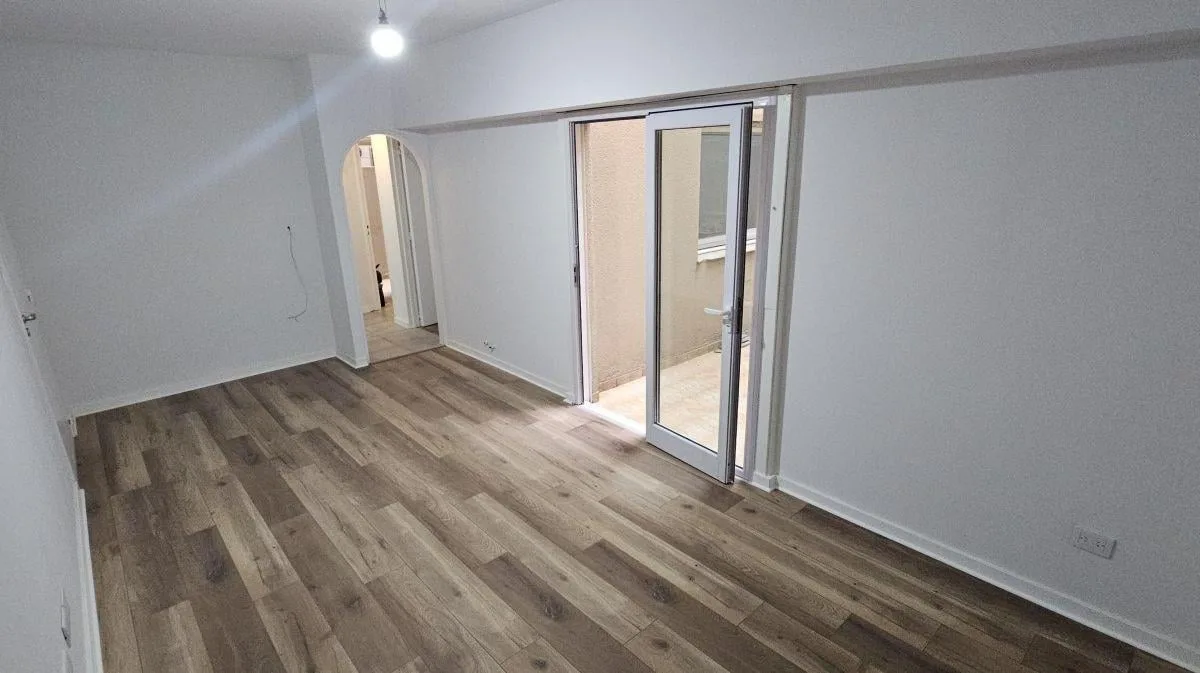 Planta baja con dos patios