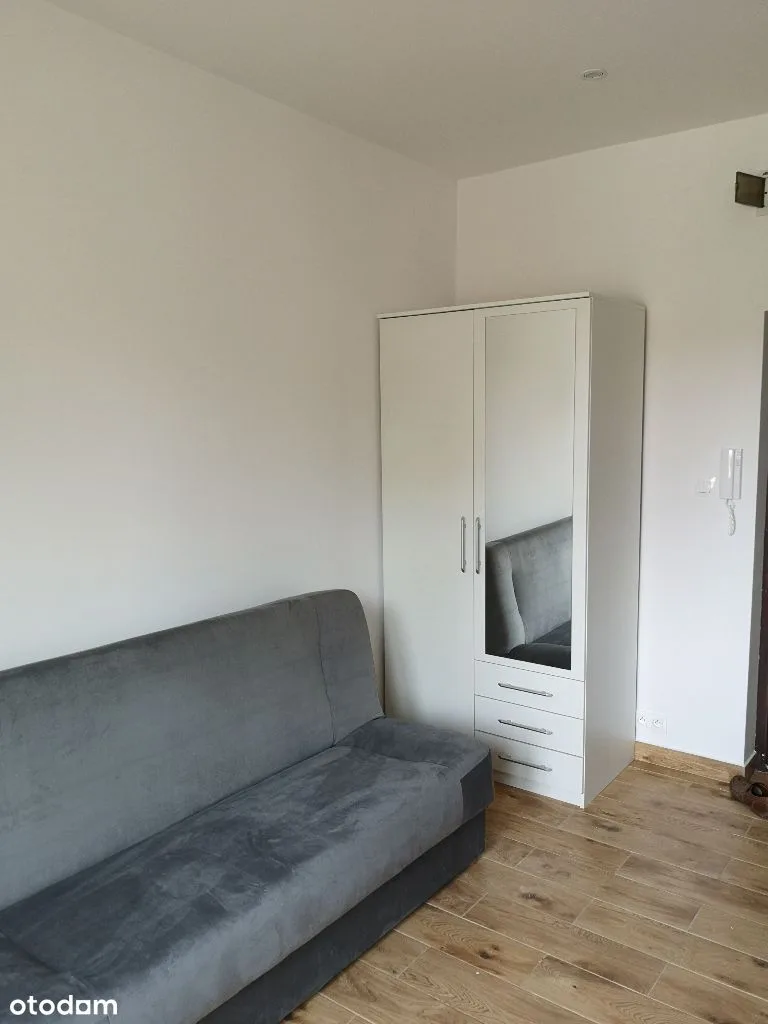 Студия 17,5 м² с садом