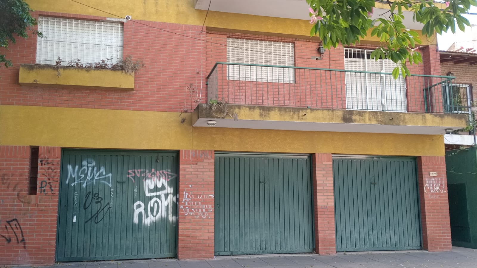 Apartamento de 3 ambientes com 2 dormitórios em Caseros