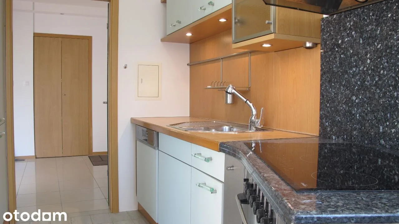 Apartament na Sadybie z miejscami parkingowymi