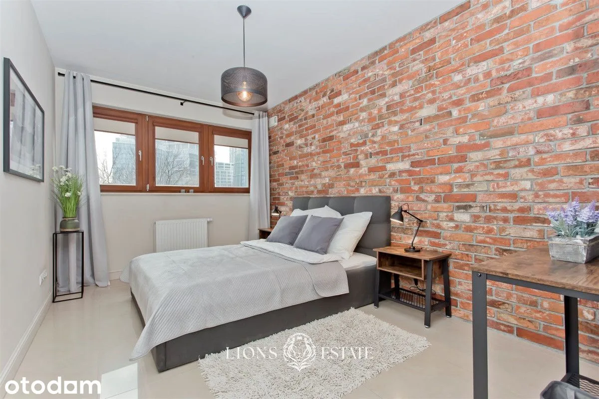 Designerski apartament w inwestycji w Śródmieściu