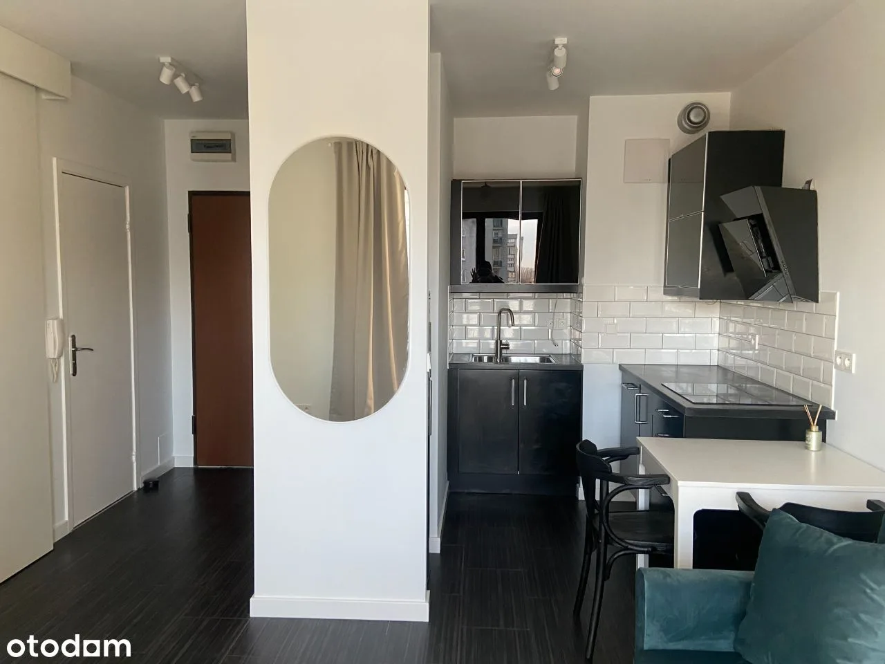 Renovated one-bedroom apartment near Natolin Metro