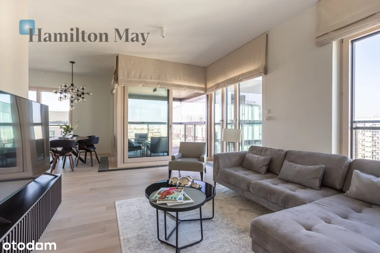 Penthouse de 3 dormitorios en Wola