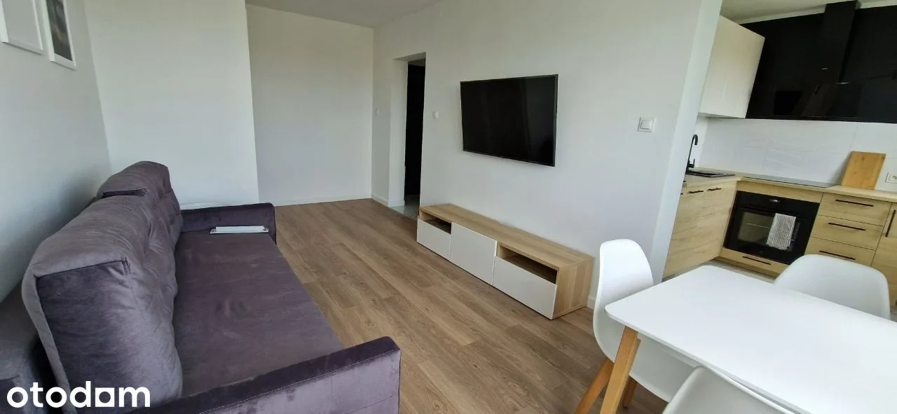 42 m², 2 rooms, balcony
