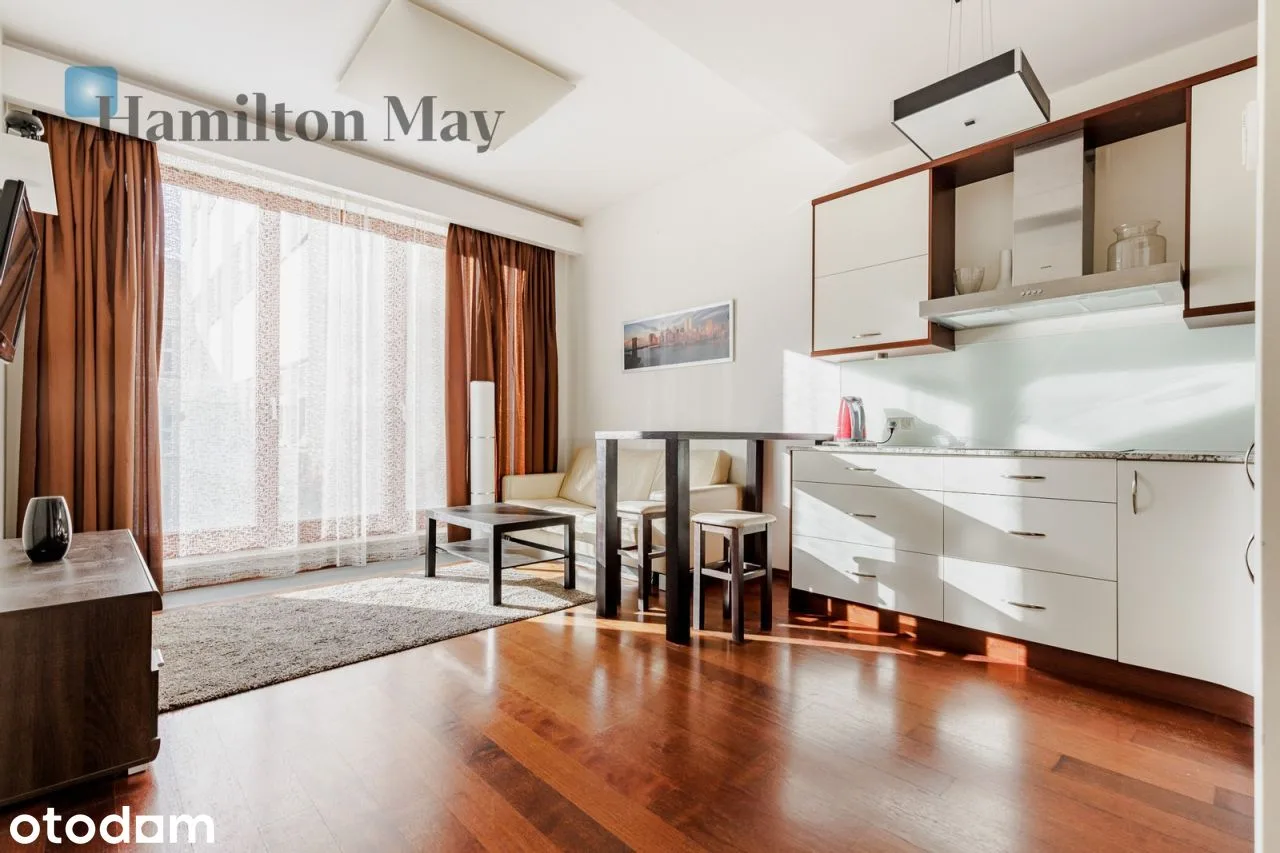 Dwupokojowy apartament przy pl. Konstytucji
