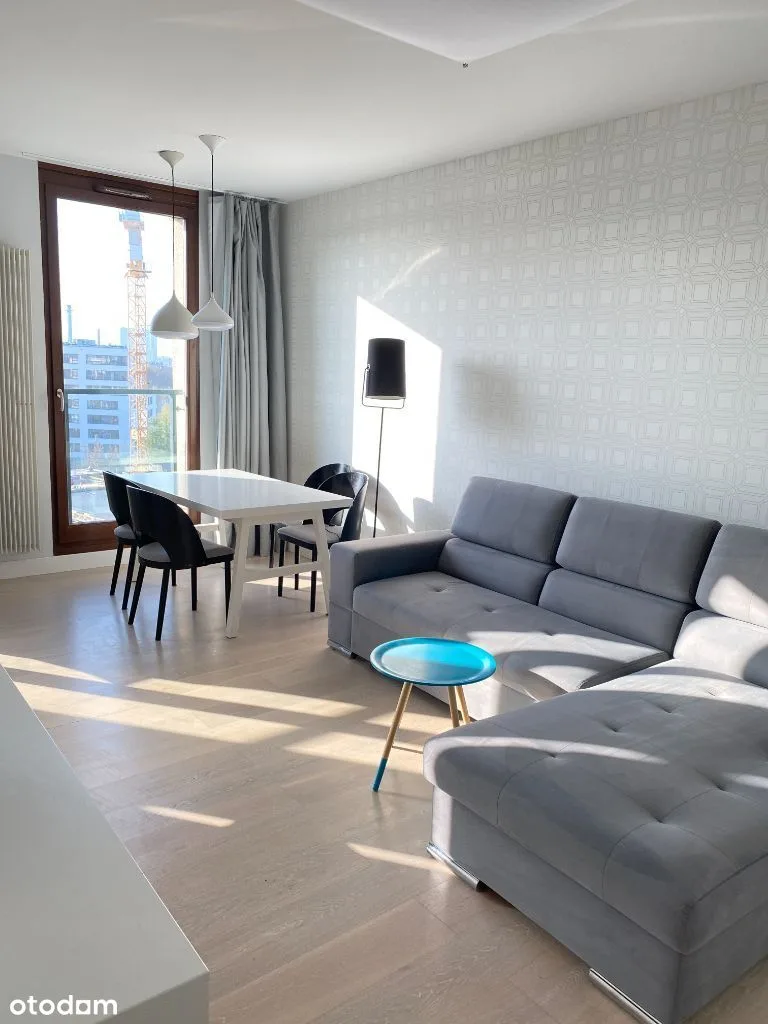 Two-room apartment with terrace in Wola
