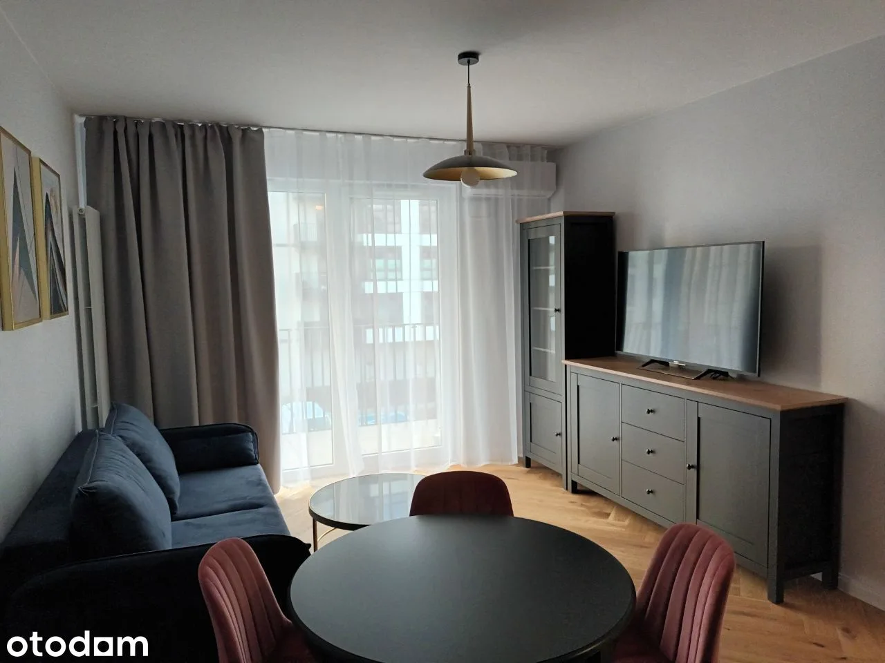 2-room apartment, balcony, AC