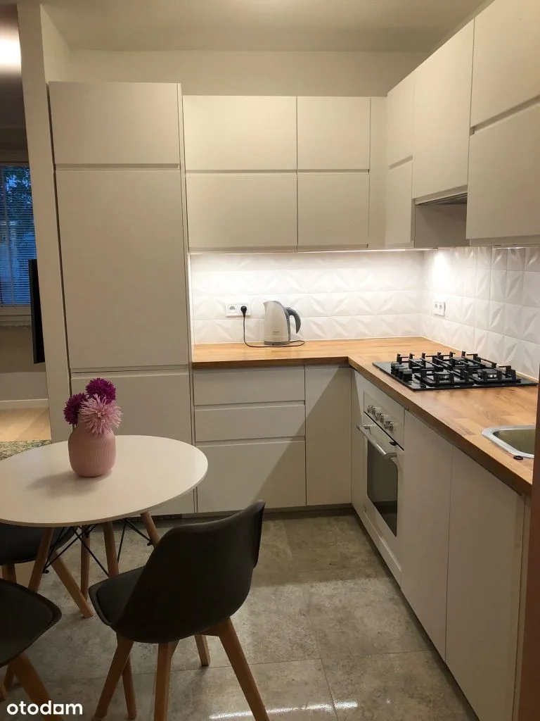 37m2 jednopokojowe studio Metro Stare Bielany
