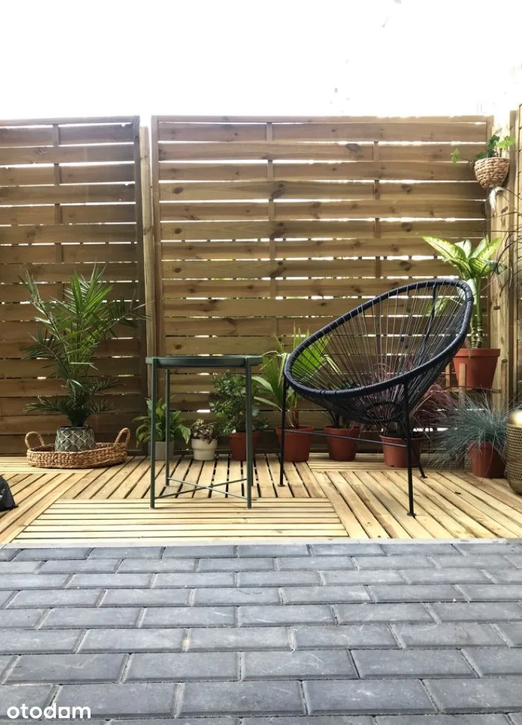 Ground-floor 2-room with garden