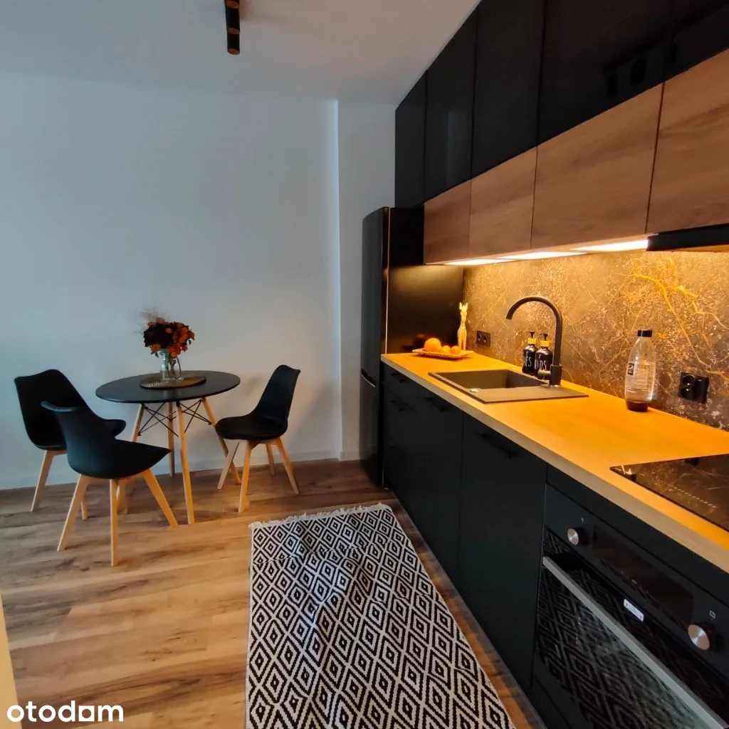 Habicha 9, trzypokojowe 45m2, garaż, komórka
