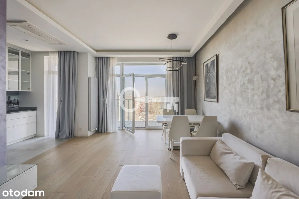 Apartment with large terrace in Żoliborz