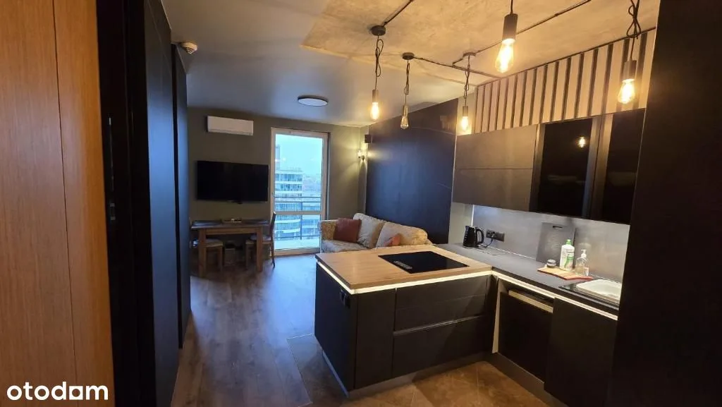 Квартира 35 м² балкон кондиционер