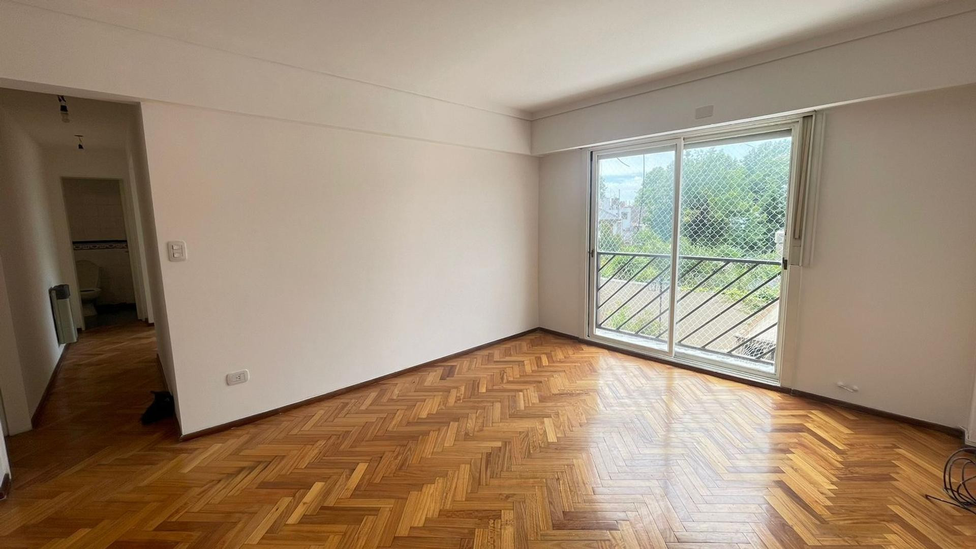 Квартира с 2 спальнями в Villa Devoto с балконом