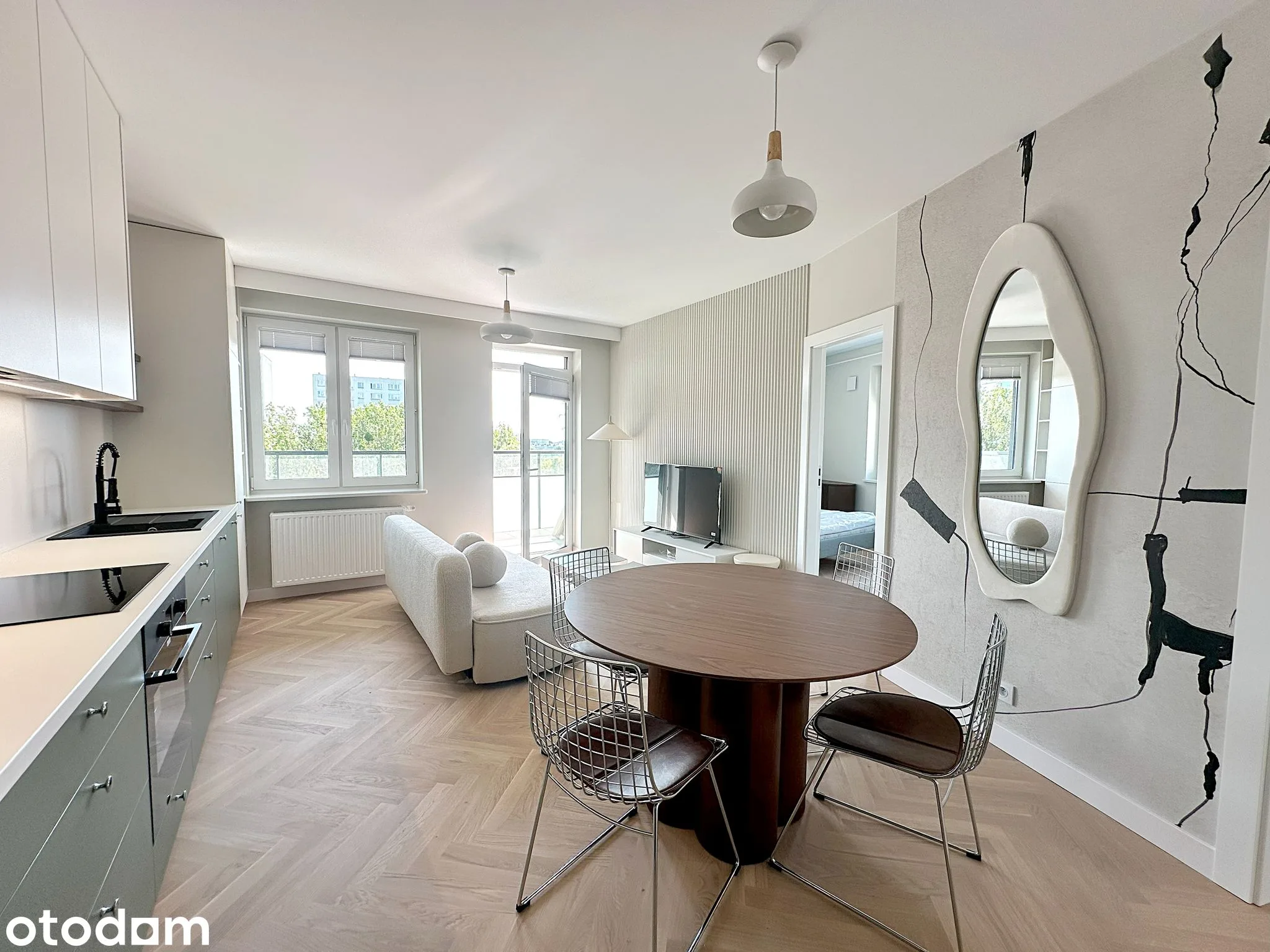 6th floor, balcony, air conditioning