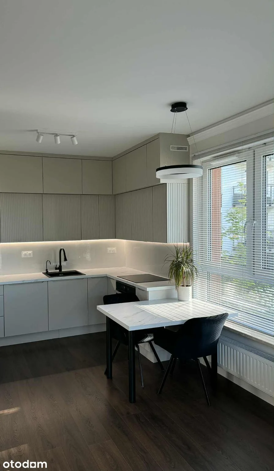 Nowe mieszkanie 43m, klimatyzacja, garaż, balkon, standard premium