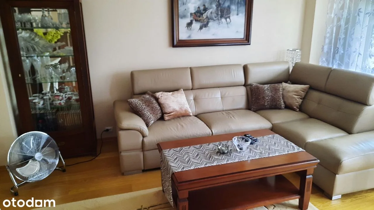 64 m², 4 piętro, balkon