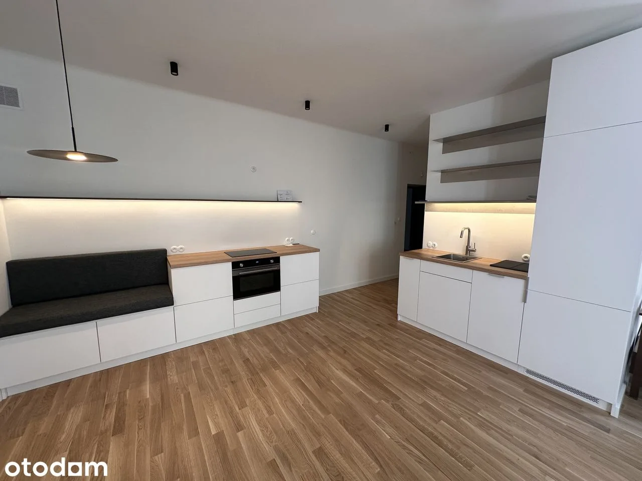 Przestronne studio świeżo po remoncie Pl Wilsona