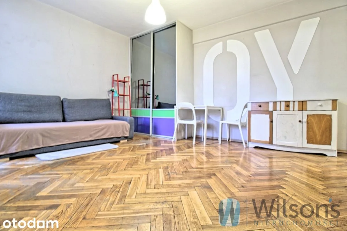 Pokój z oddzielną kuchnią na cichej Hożej. Centrum