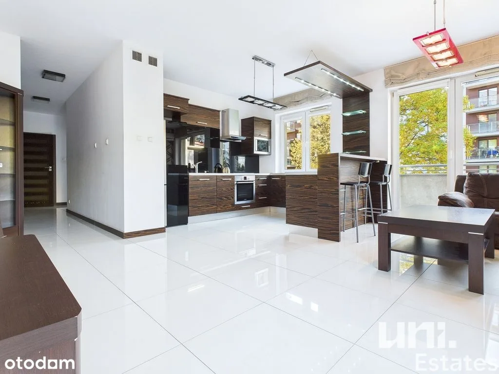 Furnished three-room apartment in Bemowo