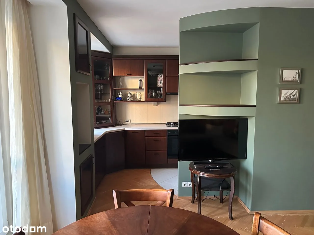 Two-bedroom apartment in Ursynów