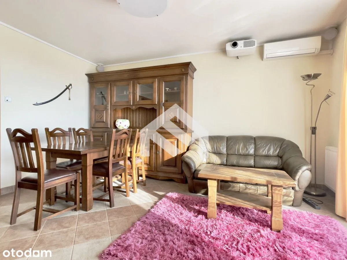 Furnished one-bedroom apartment in Ochota