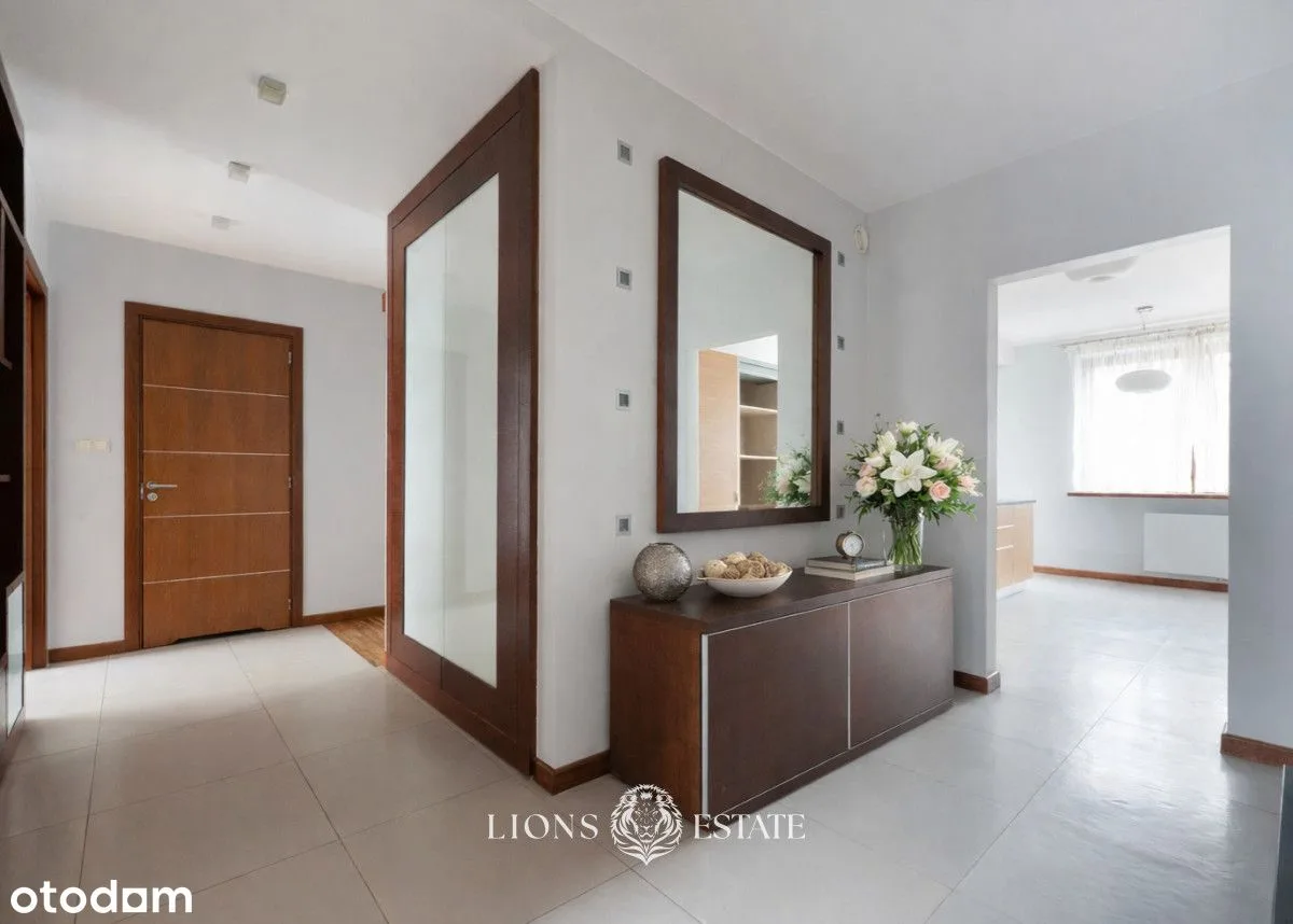 Przestronny Apartament W Sercu Powiśla