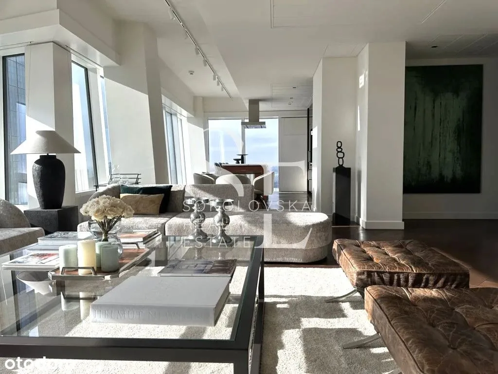 Apartament 28. piętro Złota 44