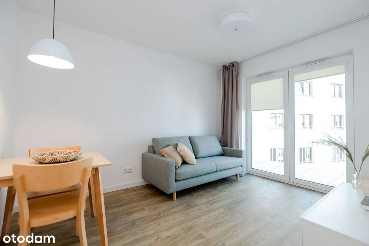 2-pokojowe | 40.2 m2 | Balkon | Internet w cenie | Bezpośrednio