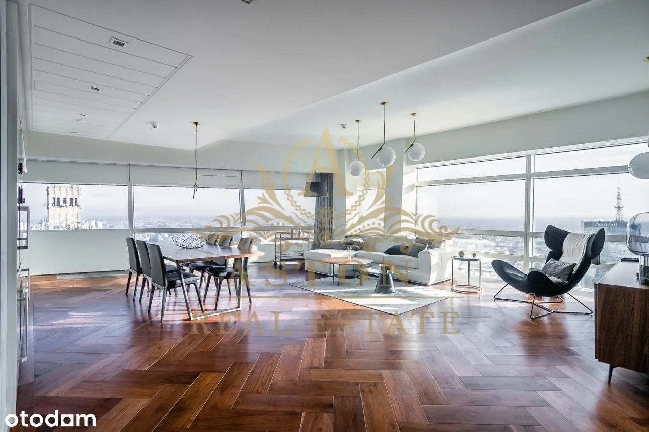 Spectacular 2 bedroom apartment at Złota 44